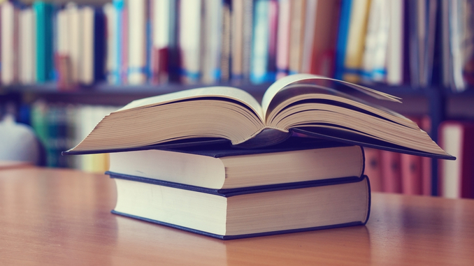 Scottsdale Schools Receive Parents’ Donation Of Pro-American Books