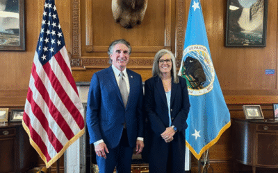 Hobbs Meets With Trump Administration To Coordinate Dragon Bravo Fire Response