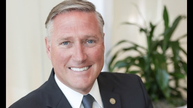 Glendale Hires Gilbert Town Manager Behind Censorship Department For $400K Salary