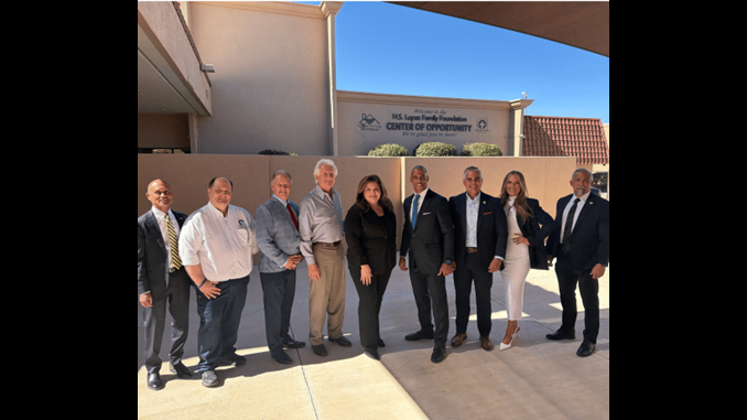 Ciscomani and Turner homeless shelter visit